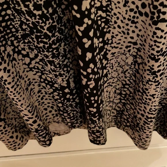 Maeve anthro black and tan animal print blouse - Picture 4 of 5
